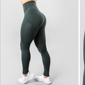 Alphalete Halo Seamless Leggings Urban Chic Green Size M High Waisted Gym